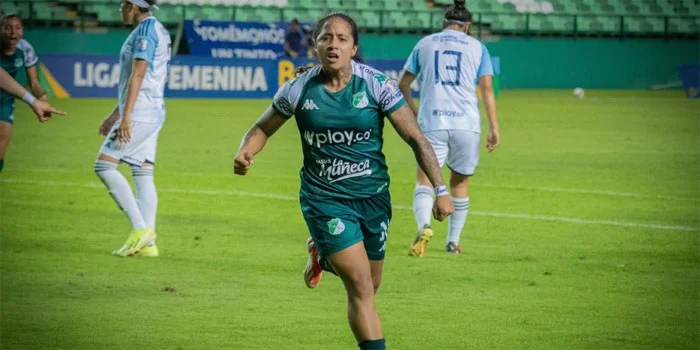 Manuela Pavi Bergabung ke West Ham United