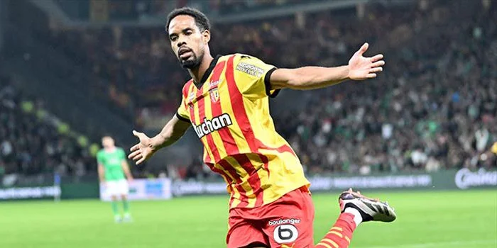 Liga Prancis 2024-2025: St. Etienne 0-2 Lens