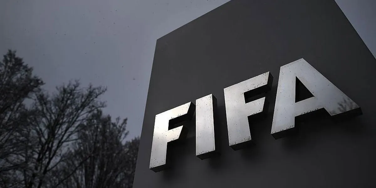 Reaksi-FIFA-dan-Ancaman-Sanksi