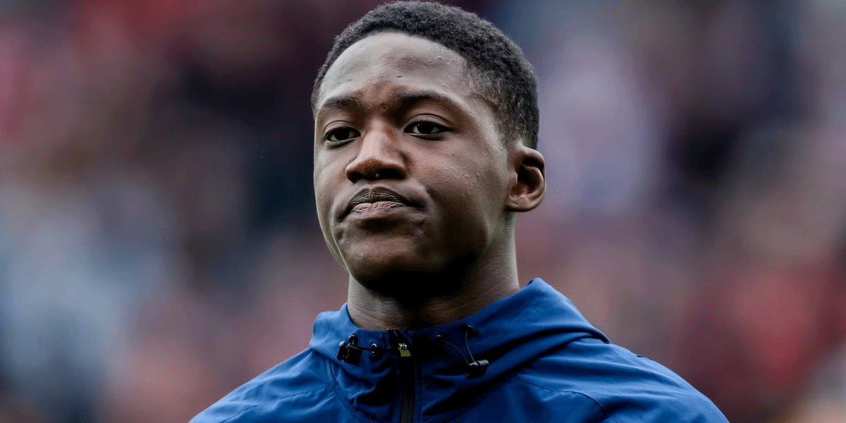 Kobbie Mainoo Putuskan Bertahan di Manchester United Musim Ini