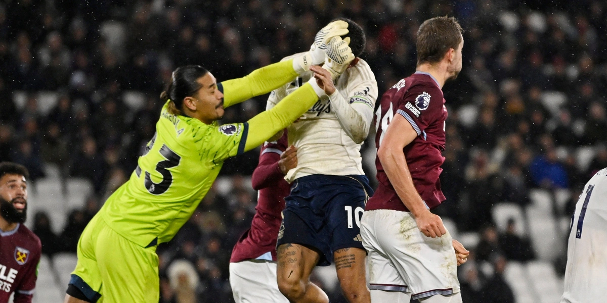 Penalti-Kontroversial-di-Menit-Akhir